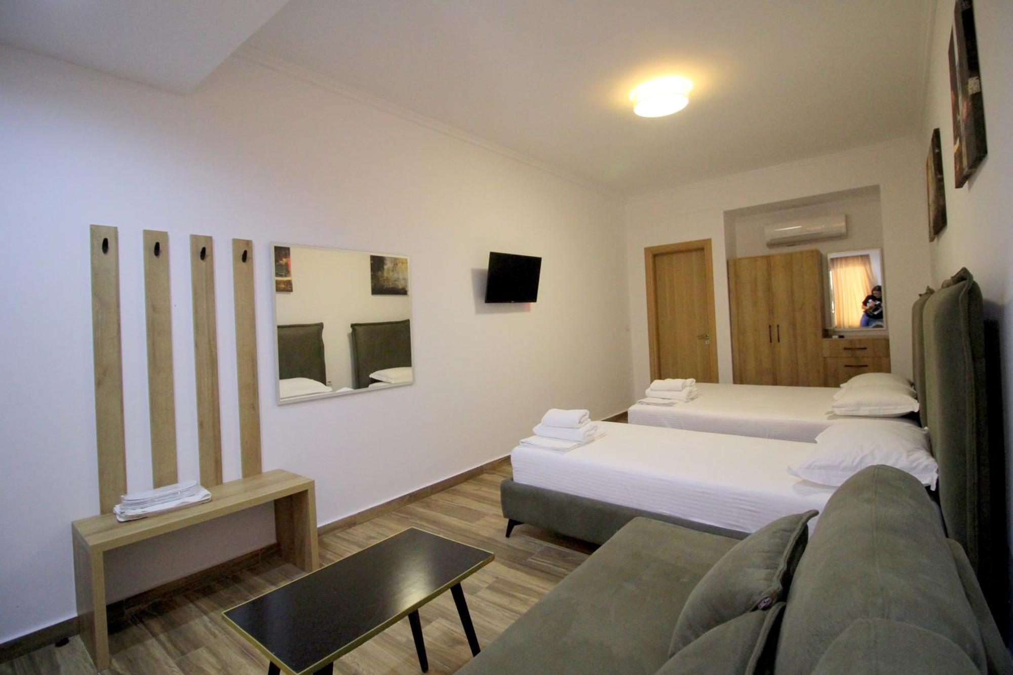 Ortus Rooms Sarandë Eksteriør bilde